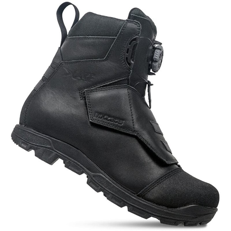 Zimní tretry LAKE MXZ305