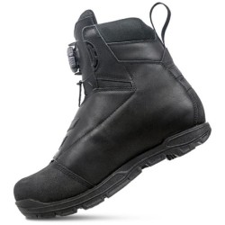 Zimní tretry LAKE MXZ305